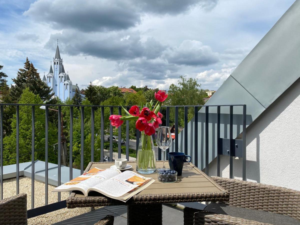 Iris Appartement In Heviz Mit Tiefgarage Und Panoramaaussicht Bagian luar foto